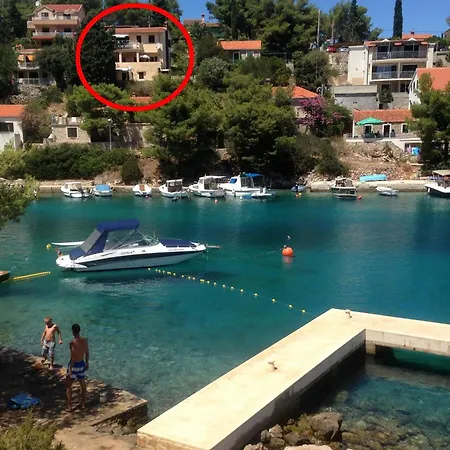 아파트 By The Sea Basina, Hvar - 4620 Basina